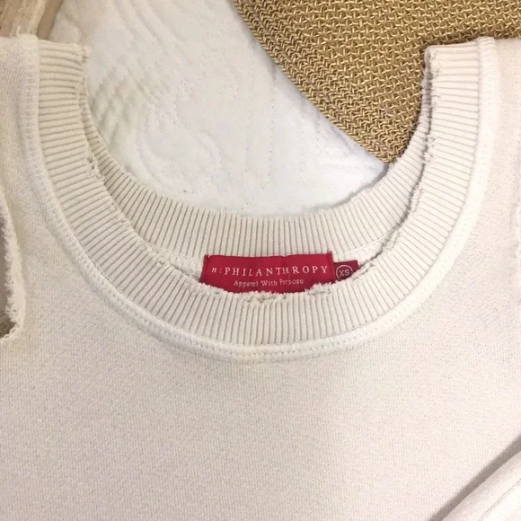 n:Philanthropy Minerva Cold Shoulder Top - Picture 9 of 16